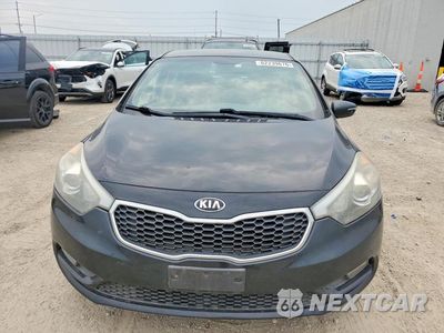 Piąte zdjęcie samochodu w środku: 2016 KIA FORTE LX VIN:KNAFX4A62G5455748 - miniatura
