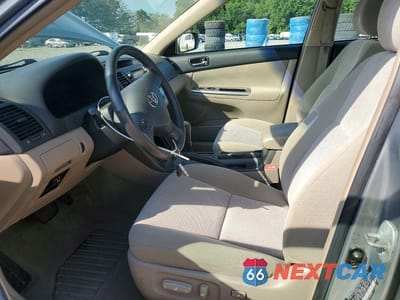 Zdjęcie 7 z 12 samochodu: 2005 TOYOTA CAMRY SE VIN:4T1BE32K95U533549 - miniatura
