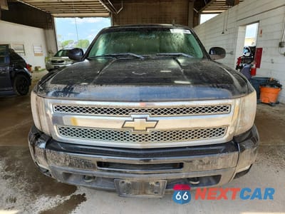 Piąte zdjęcie samochodu w środku: 2011 CHEVROLET SILVERADO K1500 LTZ VIN:3GCPKTE37BG401301 - miniatura