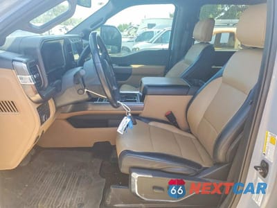 Zdjęcie 7 z 13 samochodu: 2024 FORD F350 SUPER DUTY VIN:1FT8W3BT4REC60928 - miniatura