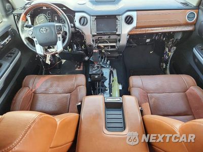 Zdjęcie 8 z 13 samochodu: 2020 TOYOTA TUNDRA 1794 EDITION VIN:5TFAY5F17LX907317 - miniatura