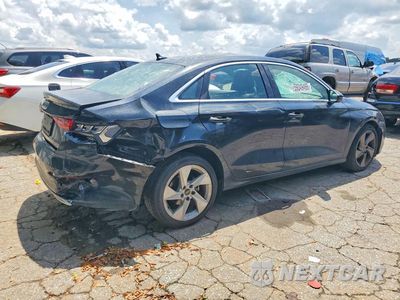 Trzecie zdjęcie samochodu z tyłu: 2023 AUDI A3 PREMIUM VIN:WAUAUDGY3PA108013 - miniatura