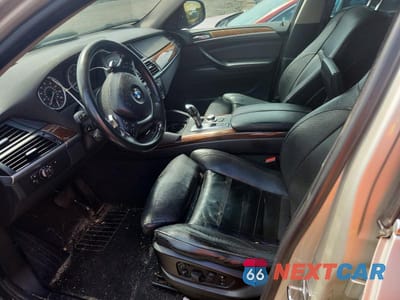 Zdjęcie 7 z 13 samochodu: 2009 BMW X6 VIN:5UXFG83539LZ93001 - miniatura