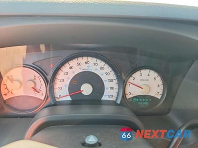 Zdjęcie 9 z 12 samochodu: 2008 DODGE DAKOTA SXT VIN:1D7HW38K28S613221 - miniatura