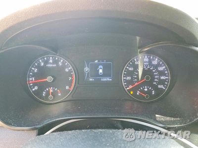 Zdjęcie 9 z 12 samochodu: 2016 KIA OPTIMA LX VIN:5XXGT4L35GG008946 - miniatura