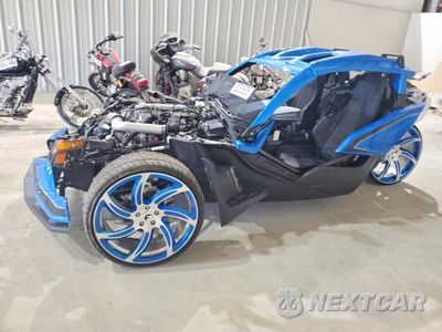 Trzecie zdjęcie samochodu z tyłu: 2018 POLARIS SLINGSHOT SLR VIN:57XAARFA2J8125968 - miniatura