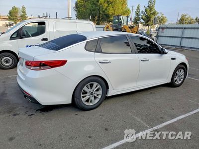 Trzecie zdjęcie samochodu z tyłu: 2018 KIA OPTIMA LX VIN:5XXGT4L33JG225211 - miniatura