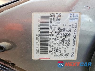 Zdjęcie 12 z 12 samochodu: 2000 LEXUS RX 300 VIN:JT6HF10U5Y0153633 - miniatura