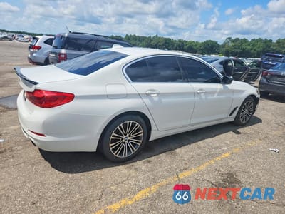 Trzecie zdjęcie samochodu z tyłu: 2018 BMW 530 I VIN:WBAJA5C53JWA36639 - miniatura