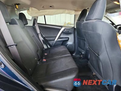 Zdjęcie 11 z 13 samochodu: 2017 TOYOTA RAV4 LE VIN:JTMZFREV7HJ127283 - miniatura