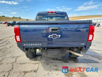 Zdjęcie 6 z 13 samochodu: 2018 CHEVROLET SILVERADO K1500 LTZ VIN:3GCUKSEC6JG286833 - miniatura