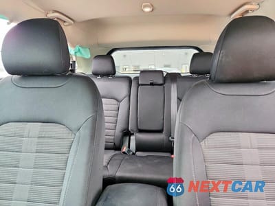 Zdjęcie 10 z 13 samochodu: 2019 FORD EDGE SEL VIN:2FMPK4J96KBC54063 - miniatura