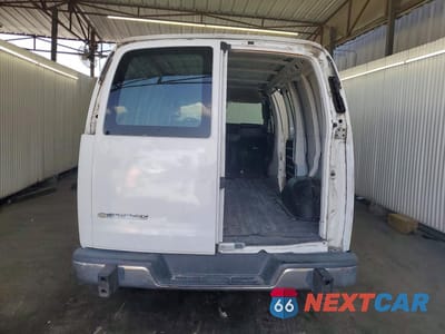 Zdjęcie 6 z 13 samochodu: 2020 CHEVROLET EXPRESS 2500 CARGO DELIVERY VAN VIN:1GCWGAFG4L1226816 - miniatura