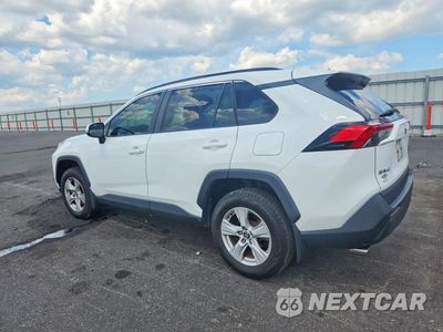 Drugie zdjęcie samochodu z przodu: 2021 TOYOTA RAV4 VIN:2T3W1RFV4MC108235 - miniatura