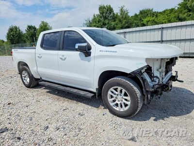 Czwarte zdjęcie samochodu z boku: 2023 CHEVROLET SILVERADO K1500 LT VIN:1GCPDDEK0PZ263406 - miniatura