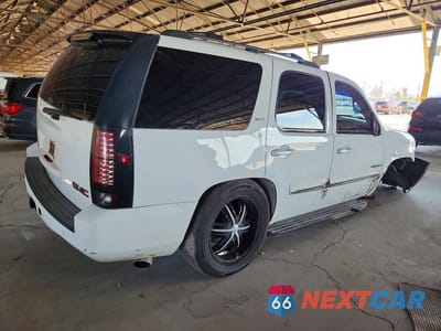 Trzecie zdjęcie samochodu z tyłu: 2007 GMC YUKON VIN:1GKFC13JX7R166077 - miniatura