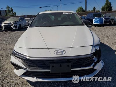 Piąte zdjęcie samochodu w środku: 2026 HYUNDAI ELANTRA SEL SPORT VIN:KMHLM4DG2TU112842 - miniatura