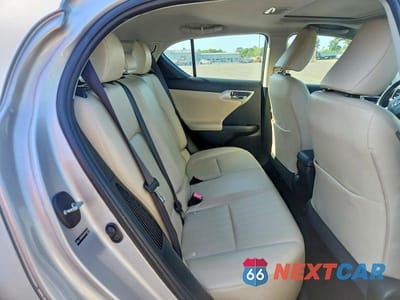 Zdjęcie 10 z 12 samochodu: 2011 LEXUS CT 200 VIN:JTHKD5BH6B2020465 - miniatura