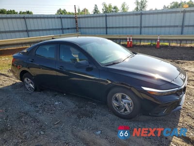 Czwarte zdjęcie samochodu z boku: 2026 HYUNDAI ELANTRA SE VIN:KMHLL4DG1TU198969 - miniatura