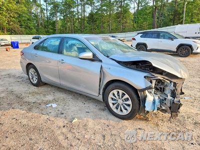 Czwarte zdjęcie samochodu z boku: 2017 TOYOTA CAMRY HYBRID LE VIN:4T1BD1FK6HU205690 - miniatura