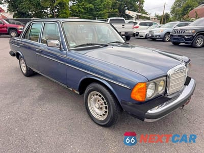 1984 MERCEDES-BENZ 300 DT WDBAB33A9EA038539 - główne zdjęcie licytacji z USA - miniatura