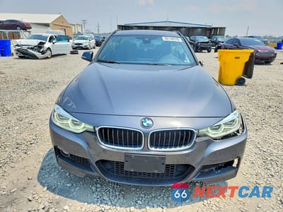Piąte zdjęcie samochodu w środku: 2016 BMW 328I VIN:WBA8G5C59GK442841 - miniatura