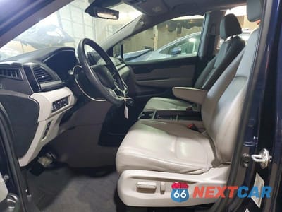 Zdjęcie 7 z 13 samochodu: 2023 HONDA ODYSSEY TOURING VIN:5FNRL6H88PB018530 - miniatura