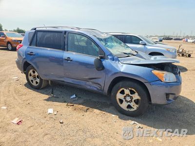 Czwarte zdjęcie samochodu z boku: 2011 TOYOTA RAV4 BASE VIN:2T3ZF4DV0BW095905 - miniatura