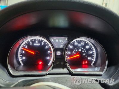 Zdjęcie 9 z 12 samochodu: 2017 NISSAN VERSA 1.6 SV VIN:3N1CN7AP3HK469383 - miniatura