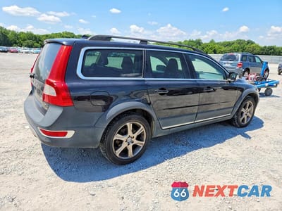 Trzecie zdjęcie samochodu z tyłu: 2013 VOLVO XC70 T6 VIN:YV4902BZ6D1153168 - miniatura