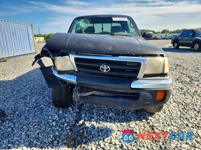 Piąte zdjęcie samochodu w środku: 1999 TOYOTA TACOMA BASE VIN:4TAWM72N7XZ524859 - miniatura