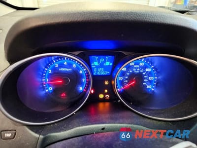 Zdjęcie 9 z 13 samochodu: 2011 HYUNDAI TUCSON GLS VIN:KM8JU3AC0BU293022 - miniatura
