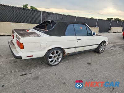 Trzecie zdjęcie samochodu z tyłu: 1987 BMW 325 I AUTOMATIC VIN:WBABB2304H1943392 - miniatura
