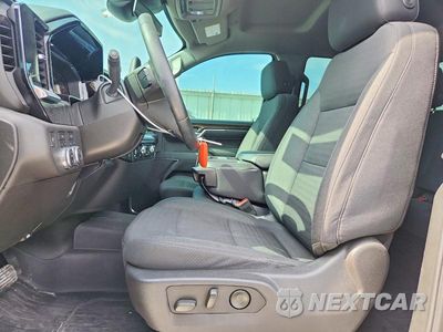 Zdjęcie 7 z 12 samochodu: 2024 GMC SIERRA K1500 ELEVATION-L VIN:1GTRUJEK2RZ192221 - miniatura