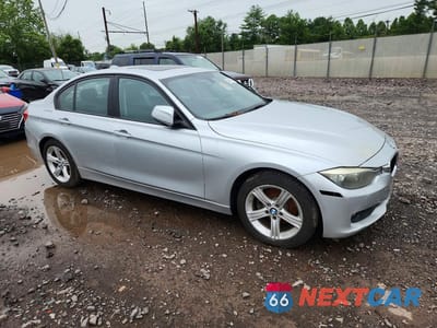 Czwarte zdjęcie samochodu z boku: 2013 BMW 328 VIN:WBA3B5G58DNS03195 - miniatura