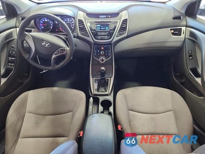 Zdjęcie 8 z 13 samochodu: 2016 HYUNDAI ELANTRA SE VIN:5NPDH4AEXGH670809 - miniatura
