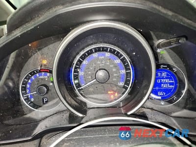 Zdjęcie 9 z 13 samochodu: 2015 HONDA FIT LX VIN:3HGGK5H55FM786696 - miniatura