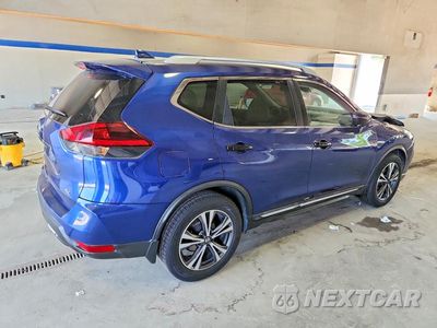 Trzecie zdjęcie samochodu z tyłu: 2018 NISSAN ROGUE SL VIN:5N1AT2MTXJC845722 - miniatura