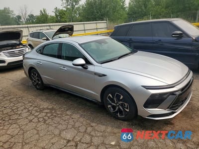 Czwarte zdjęcie samochodu z boku: 2025 HYUNDAI SONATA SEL VIN:KMHL64JA0SA452162 - miniatura