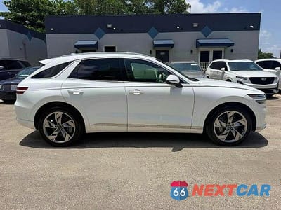 Zdjęcie 13 z 15 samochodu: 2025 GENESIS G70 VIN:5NMMCET15SH005210 - miniatura
