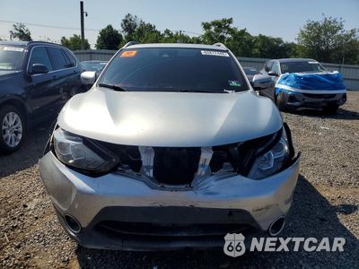Piąte zdjęcie samochodu w środku: 2019 NISSAN ROGUE SPORT SV VIN:JN1BJ1CR0KW322307 - miniatura