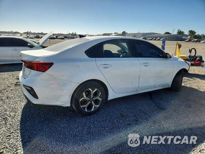 Trzecie zdjęcie samochodu z tyłu: 2021 KIA FORTE LXS VIN:3KPF24AD4ME314549 - miniatura