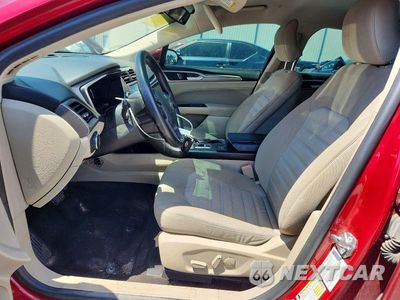Zdjęcie 7 z 13 samochodu: 2019 FORD FUSION SE VIN:3FA6P0LU1KR205582 - miniatura