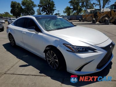 Czwarte zdjęcie samochodu z boku: 2021 LEXUS ES 350 BASE VIN:58ADZ1B19MU083921 - miniatura