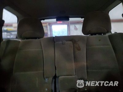 Zdjęcie 10 z 13 samochodu: 2004 HYUNDAI SANTA FE GLS VIN:KM8SC13D44U784987 - miniatura