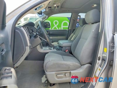 Zdjęcie 7 z 12 samochodu: 2011 TOYOTA TUNDRA CREWMAX SR5 VIN:5TFDW5F13BX170523 - miniatura