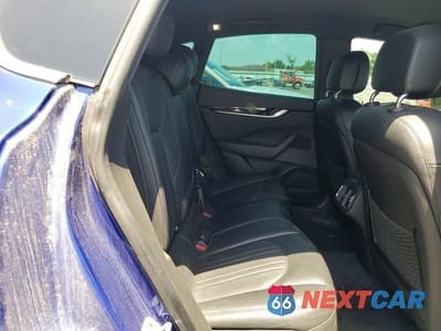Zdjęcie 10 z 12 samochodu: 2019 MASERATI LEVANTE VIN:ZN661XUA5KX322676 - miniatura