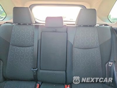 Zdjęcie 10 z 13 samochodu: 2025 TOYOTA RAV4 HYBRID XLE VIN:JTMRWRFV3SJ064818 - miniatura