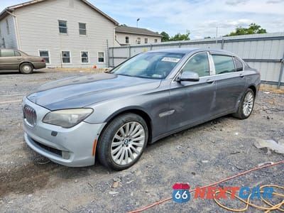 2012 BMW 750 LI WBAKB8C52CC963782 - główne zdjęcie licytacji z USA - miniatura