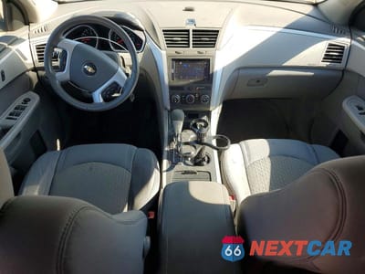 Zdjęcie 8 z 14 samochodu: 2011 CHEVROLET TRAVERSE LS VIN:1GNKRFED0BJ374089 - miniatura